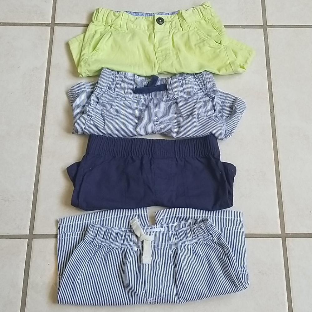 Bundle of 4 pants 2T size